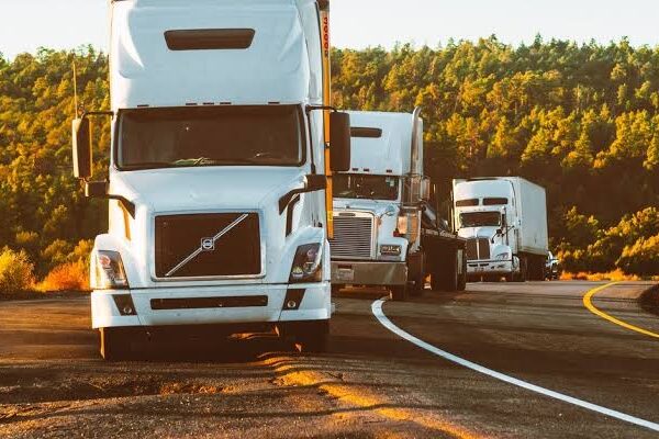 What are the best features of the best trucking companies?