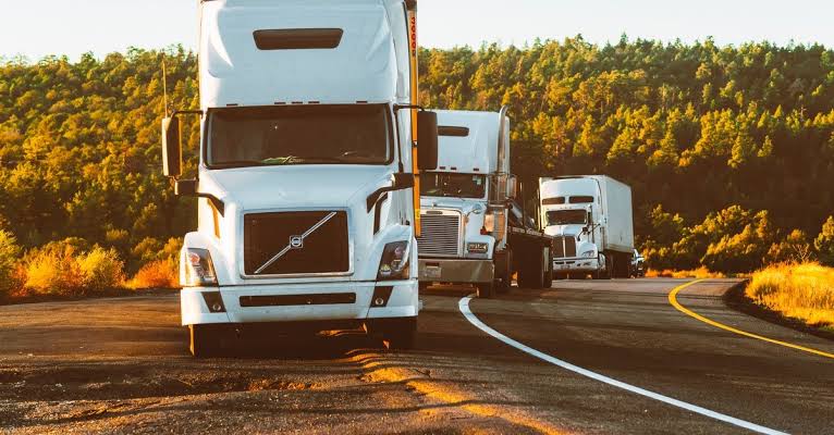 What are the best features of the best trucking companies?