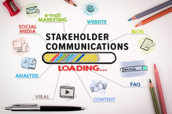 Stakeholder Engagement: The Art of Communicating and Collaborating with Key People